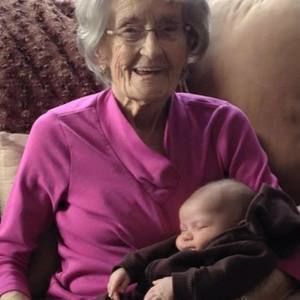 Meet your Posher, Kerrii